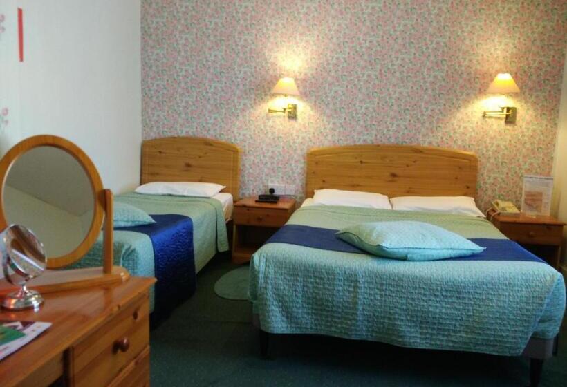 בית מלון כפרי River