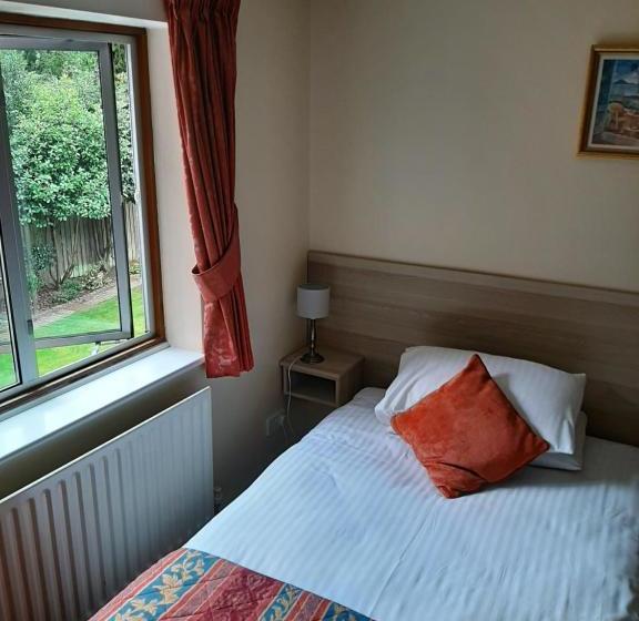 بنسيون The Pilgrim S Guest House