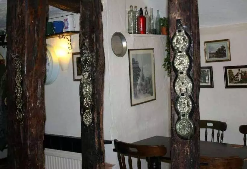 Retkeilymaja Farmhouse Inn