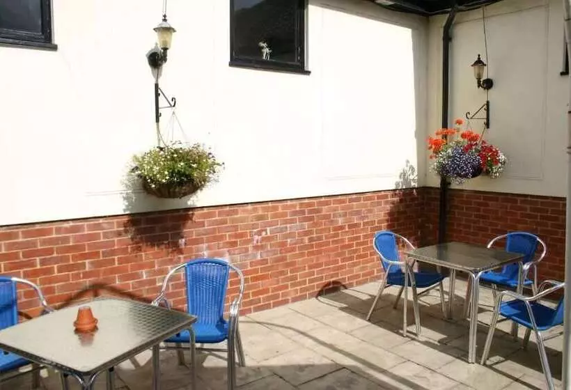 Retkeilymaja Farmhouse Inn