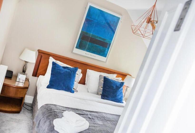 فندق صغير The Black Swan Inn