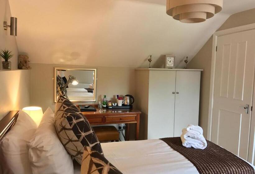 فندق صغير The Black Swan Inn