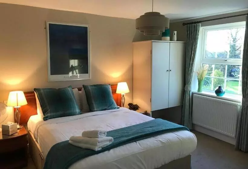 هاستل The Black Swan Inn