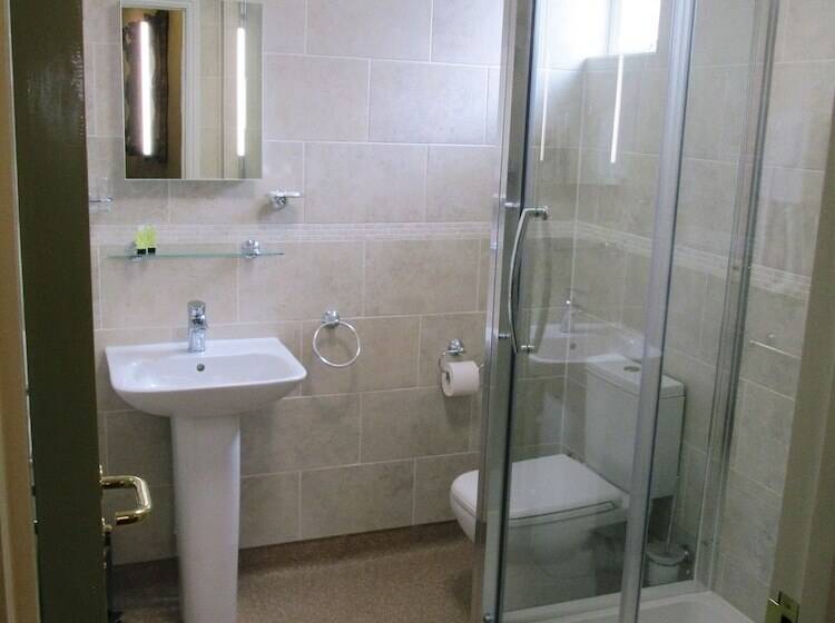 ユースホステル The Green Dragon