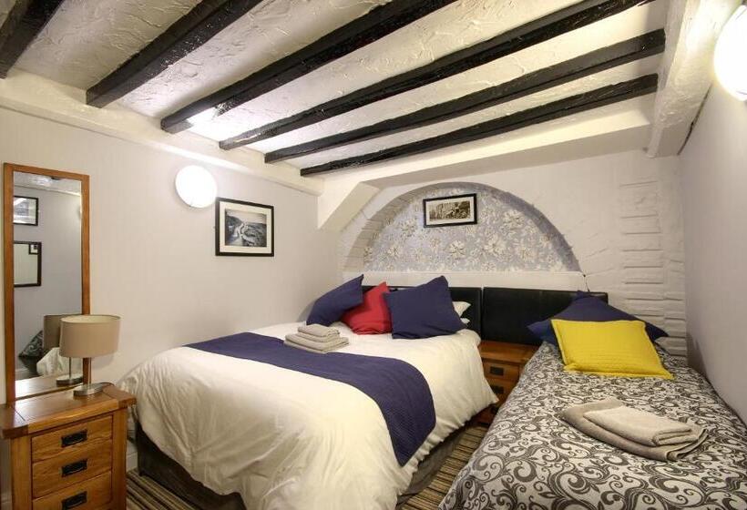 호스텔 Smugglers Luxury Accommodation