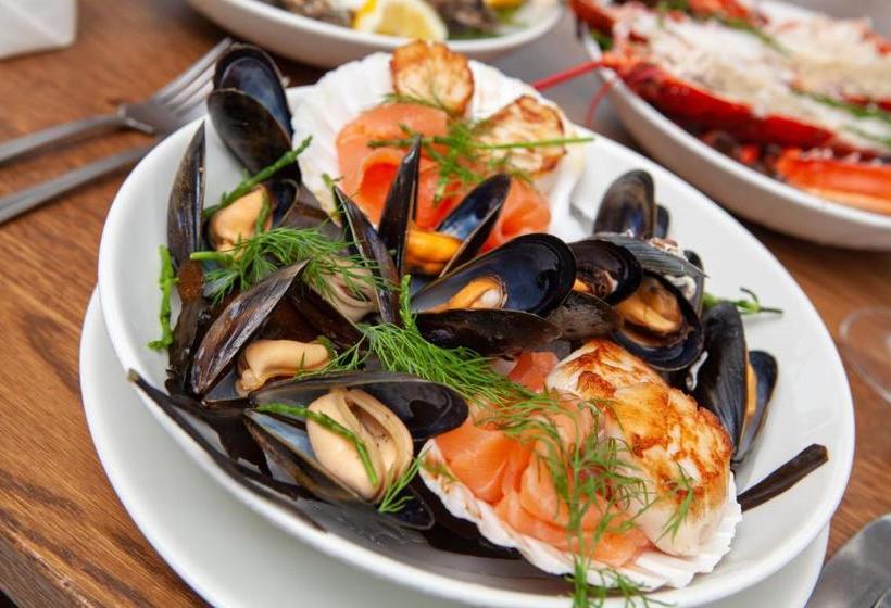 ユースホステル The Ship Inn