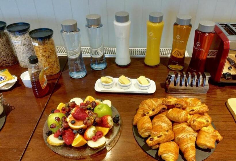 ユースホステル The Ship Inn