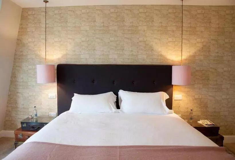 Retkeilymaja The Ship Inn