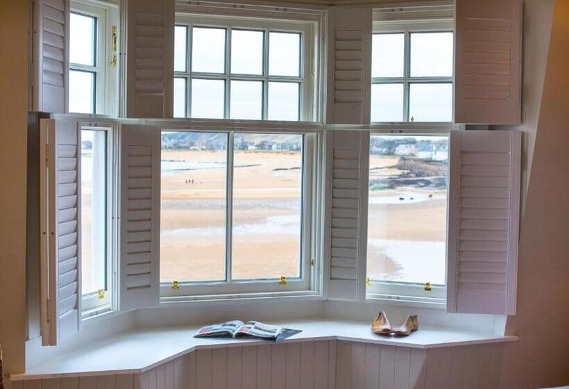 ユースホステル The Ship Inn