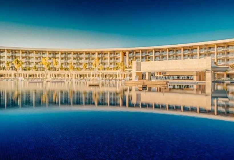 Hotelli Barcelo Maya Riviera  All Inclusive Adults Only