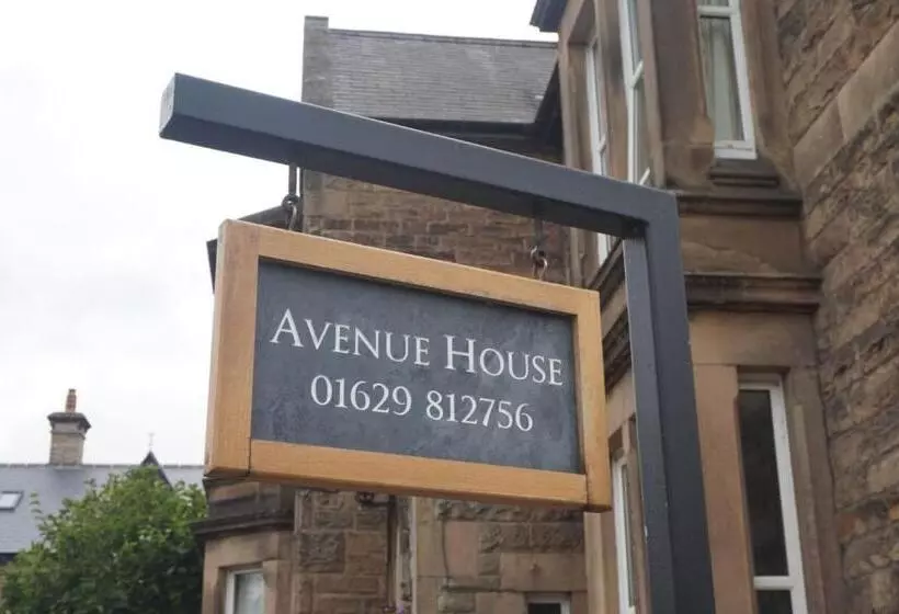 Majatalo Avenue House