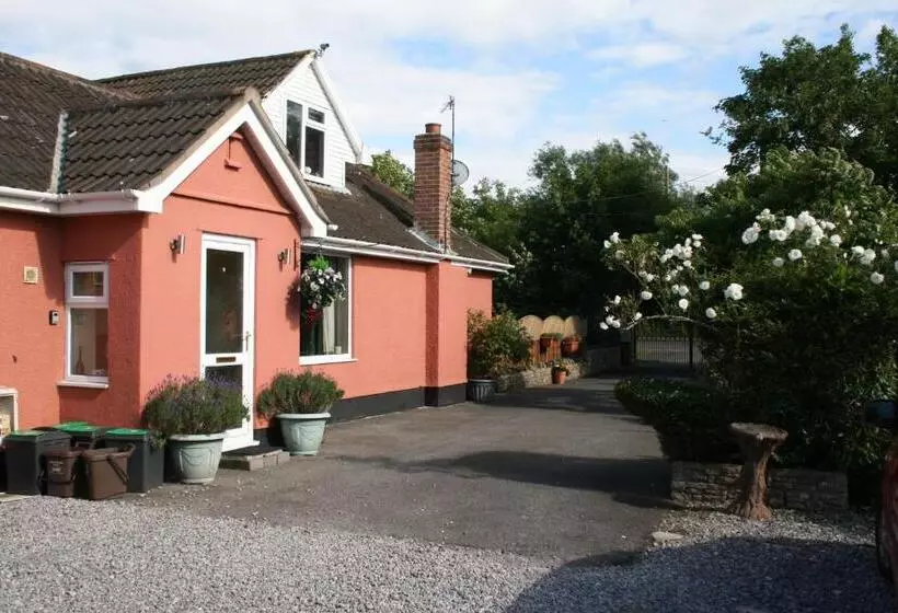 Majatalo Haybow Farm Accommodation