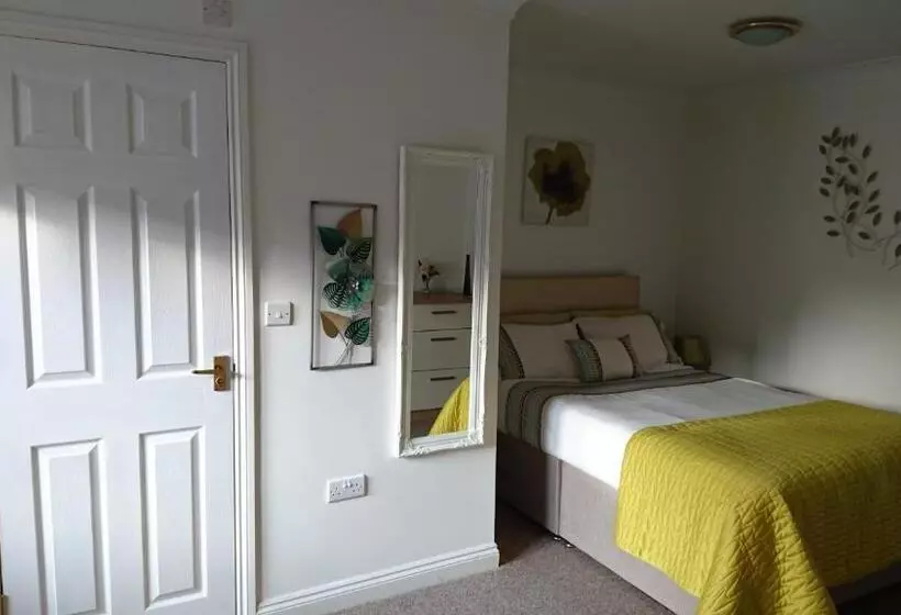 Majatalo Haybow Farm Accommodation
