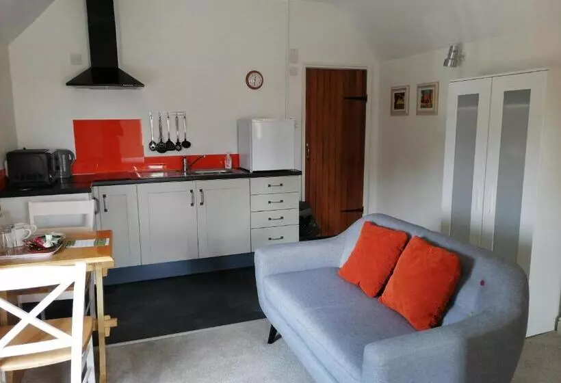 Majatalo Olive Tree Guest House