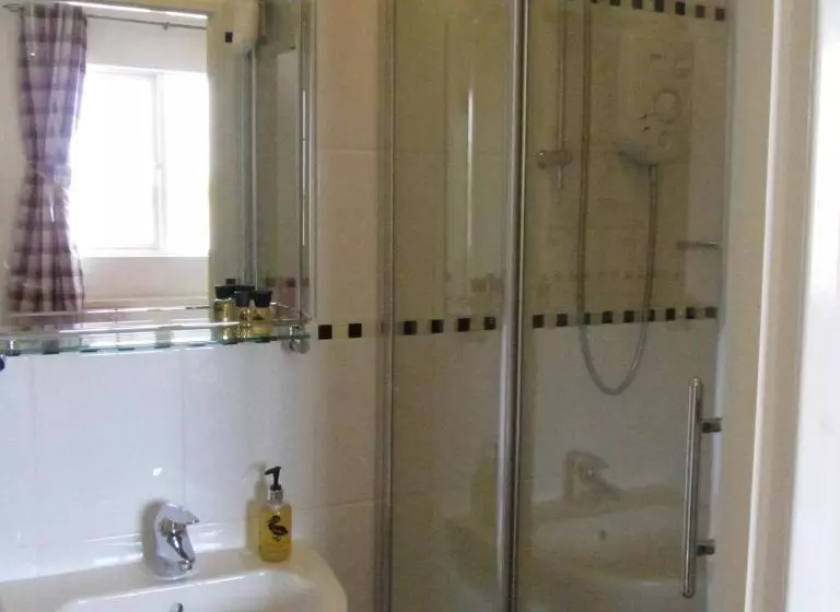 Majatalo Treetops Guest House