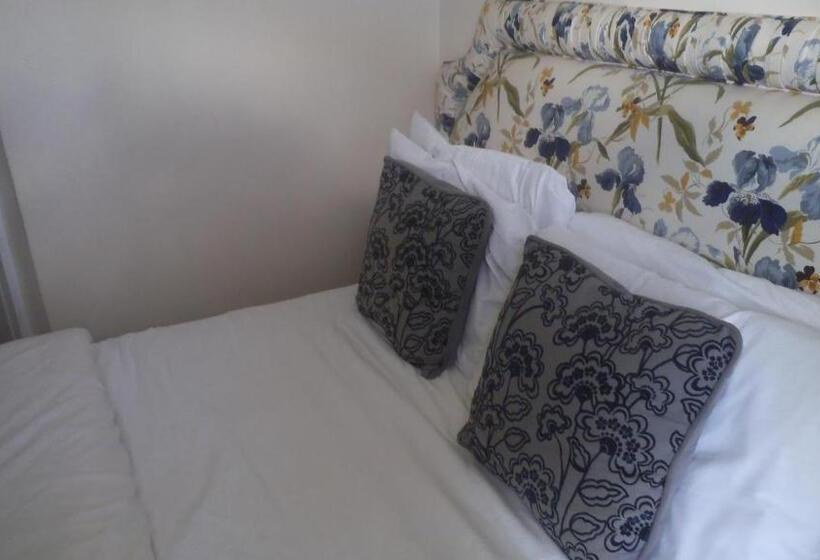 הוסטל Englands Rose