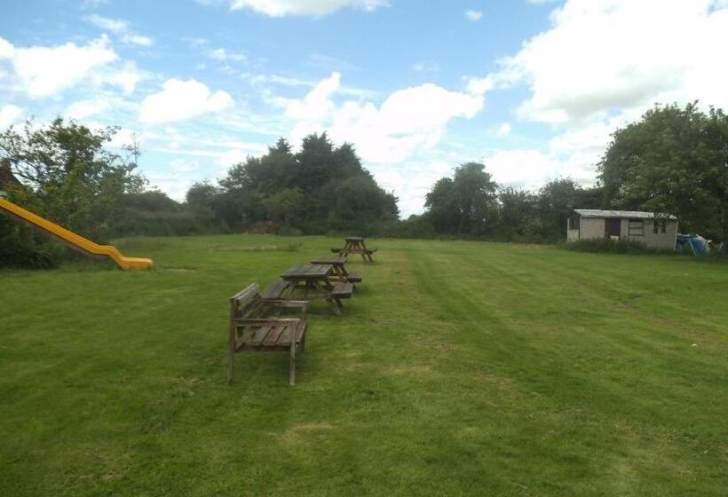 הוסטל Englands Rose