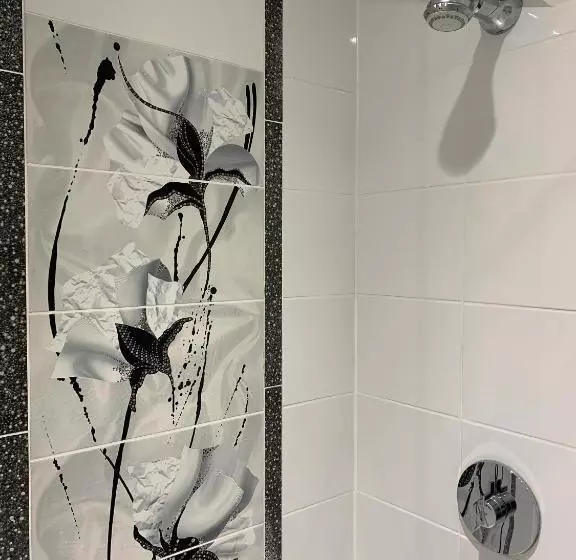 هاستل New Inn   Dorchester