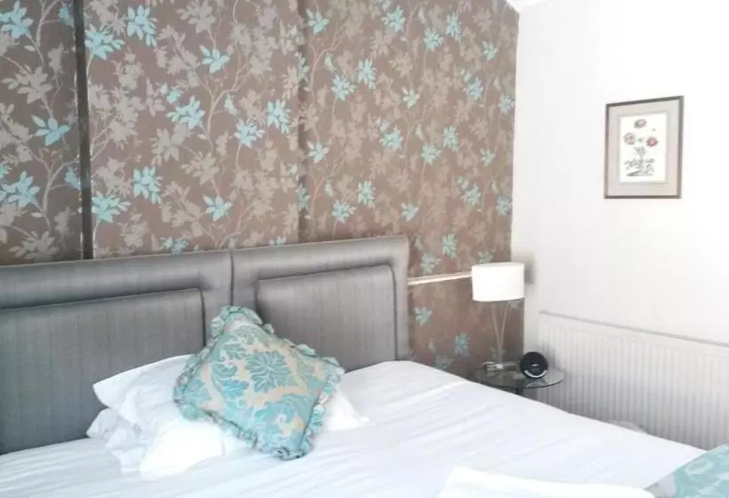 هاستل The Swan Inn