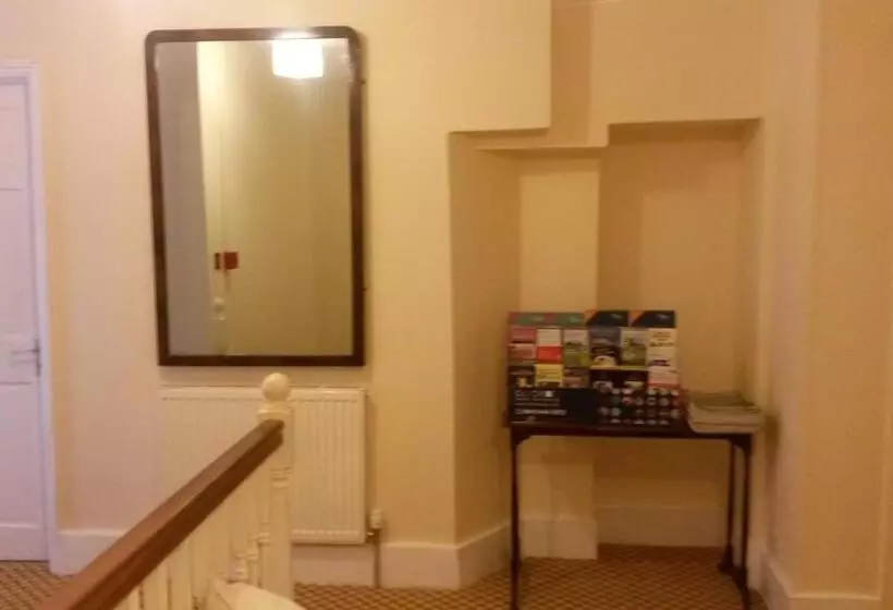 هاستل The Swan Inn