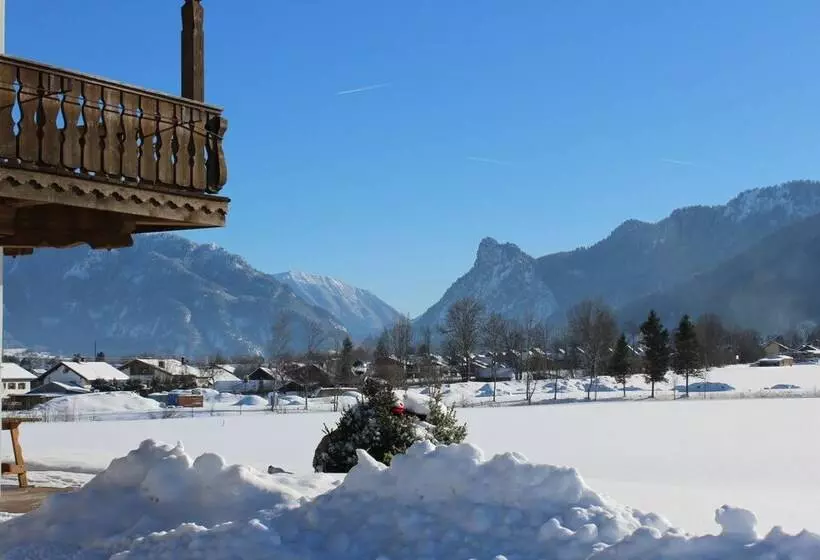 Hotelli Gästehaus Bauernhof Buchwieser