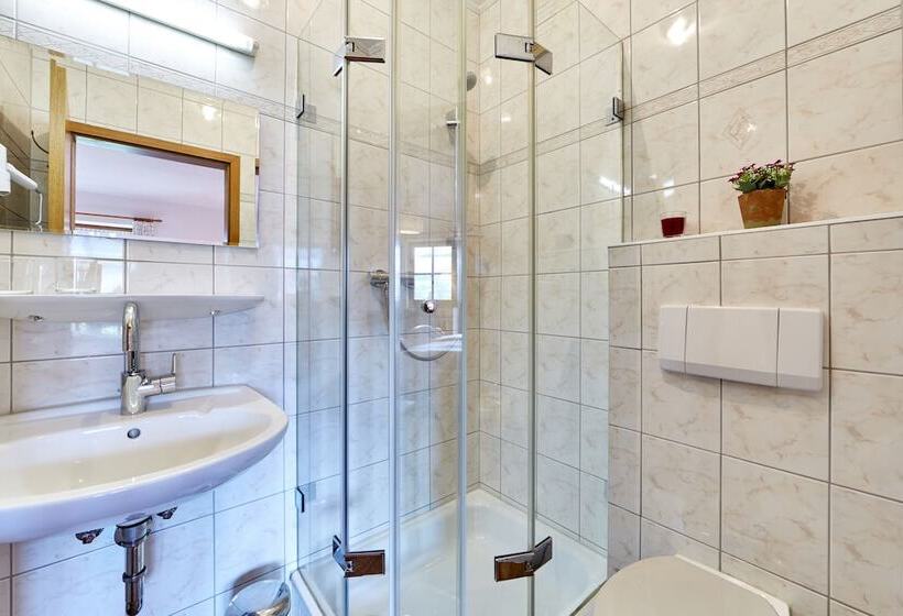 Отель Gästehaus Bauernhof Buchwieser