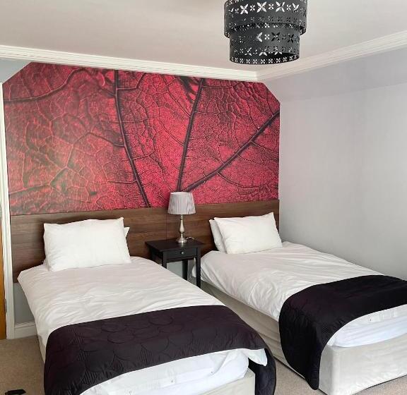 פנסיון Arrandale Lodge