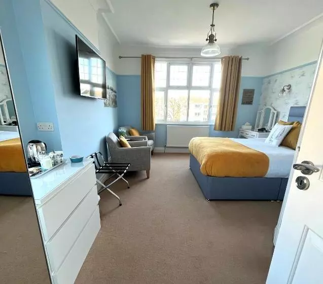 پانسیون Between The Bays Exclusively For Adults