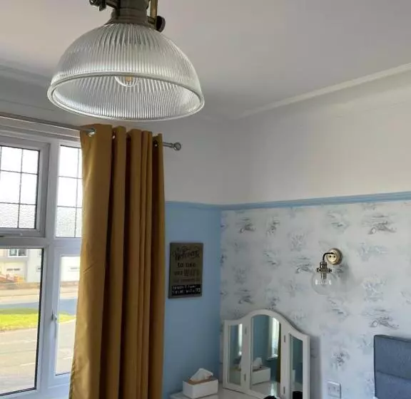 پانسیون Between The Bays Exclusively For Adults