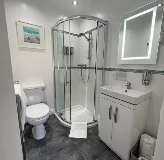 پانسیون Between The Bays Exclusively For Adults