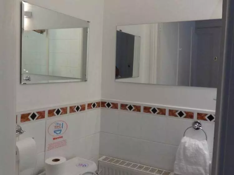 Majatalo Dumfries Villa