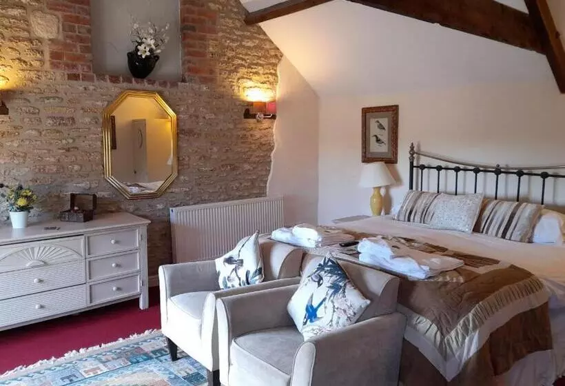 پانسیون Knoll Hill Farm, The Place To Stay