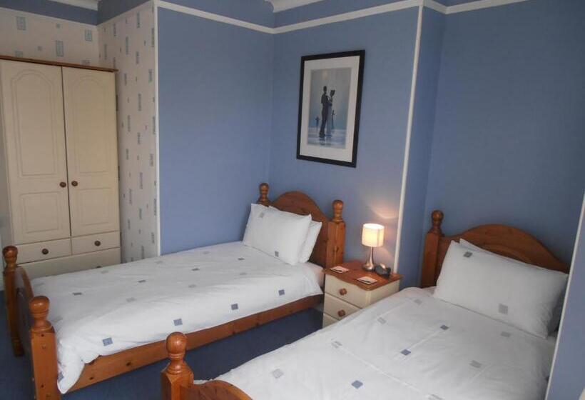 Majatalo Meadowlea Guest House