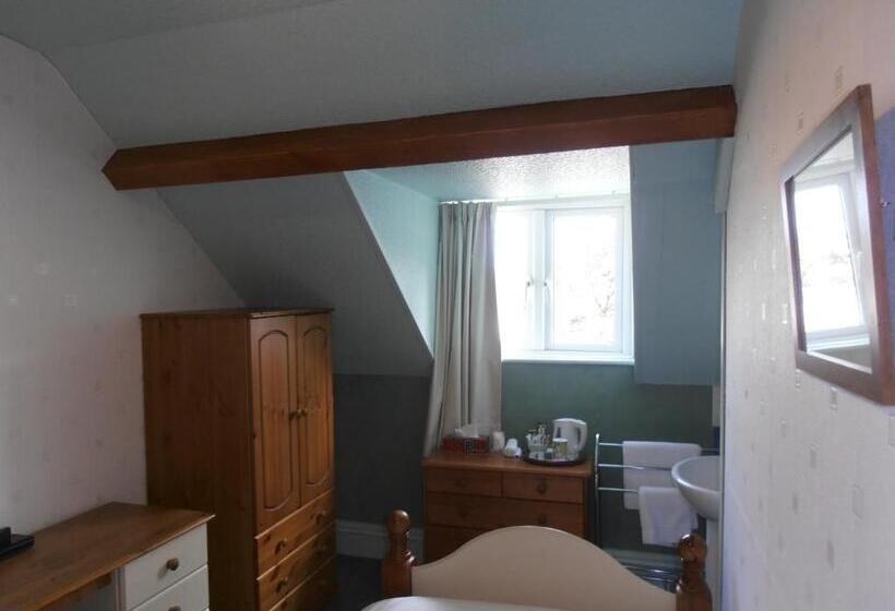 Majatalo Meadowlea Guest House