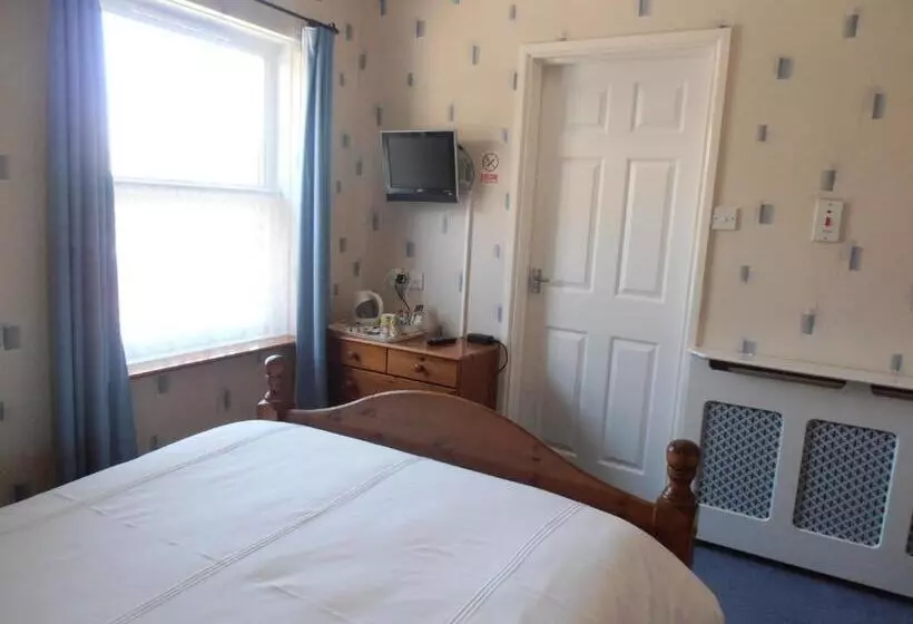 پانسیون Meadowlea Guest House