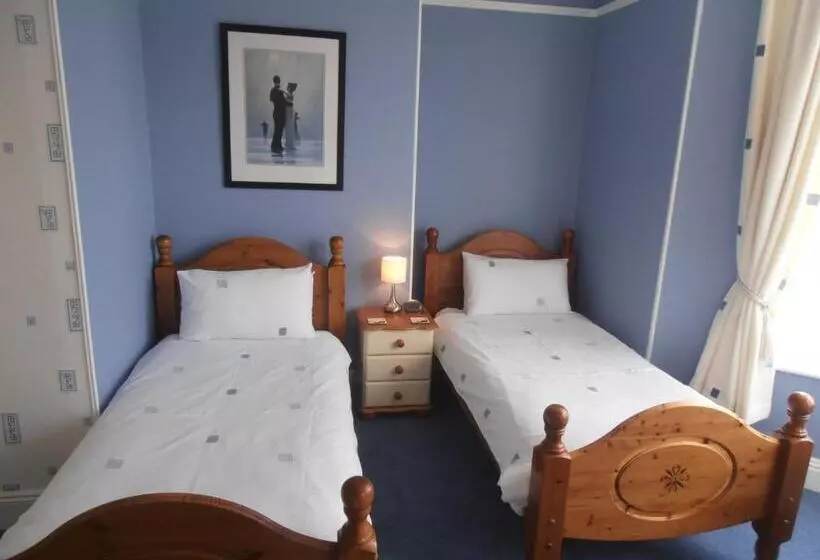 پانسیون Meadowlea Guest House