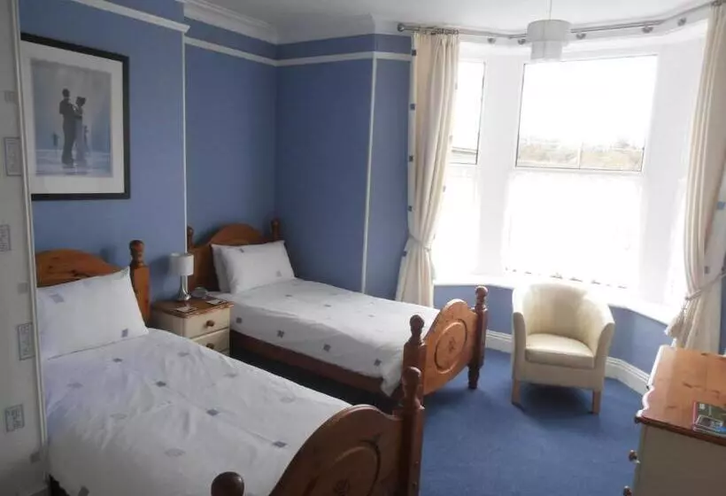 پانسیون Meadowlea Guest House