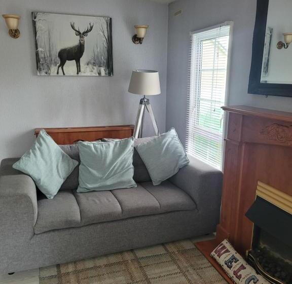 بنسيون Rooms At Tarrareoch