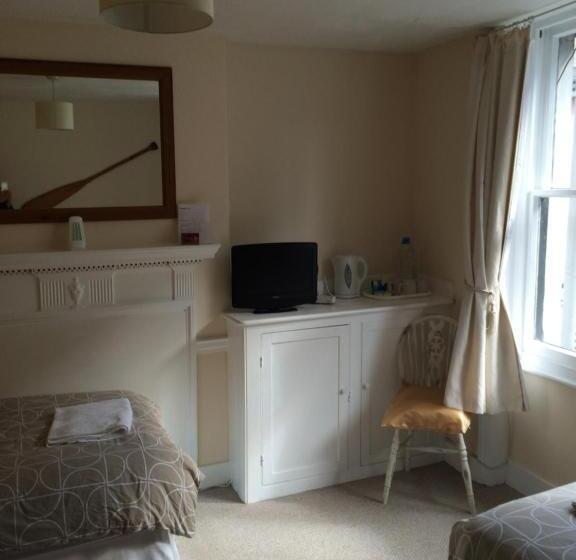 פנסיון Sailors Return Weymouth