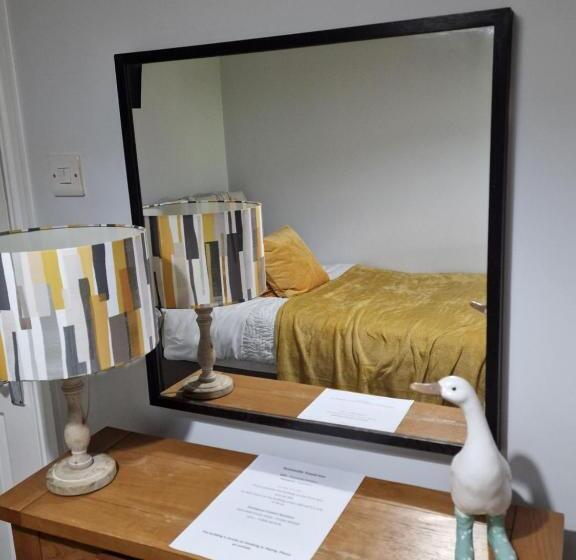 펜션 Teviotside Travel Inn Ltd