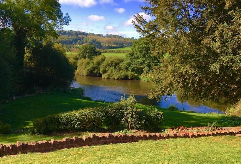 פנסיון Worralls Grove Guest Farm House