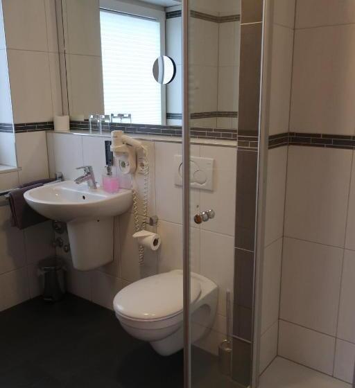 Schronisko Weingut Und Gästehaus Apel