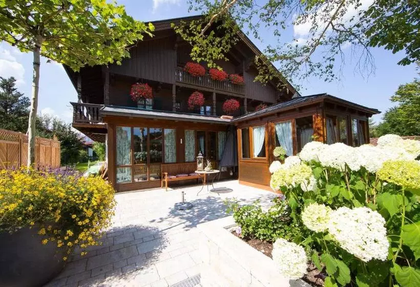 Pension Ludwig Thoma