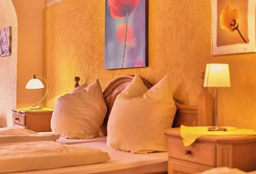 Majatalo Landgasthof Moser & Restaurant Bootshaus