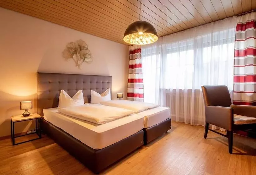 Majatalo Landgasthof Moser & Restaurant Bootshaus