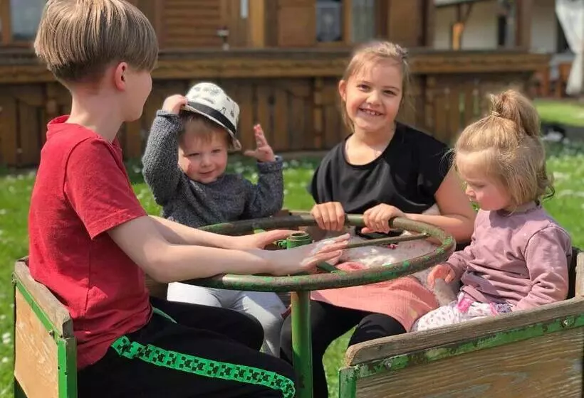 ホテル Bauernhof Nißl