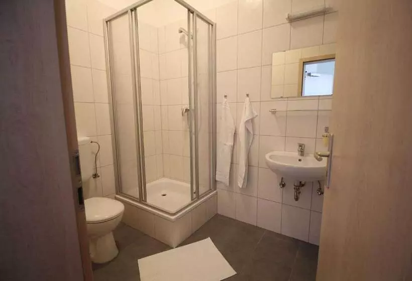 پانسیون Kutterfisch Kajüten Direkt Im Stadthafen