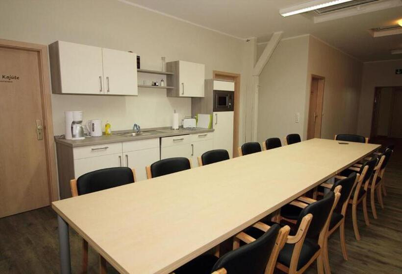 Пансион Kutterfisch Kajüten Direkt Im Stadthafen