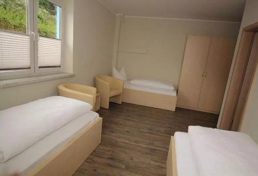 پانسیون Kutterfisch Kajüten Direkt Im Stadthafen