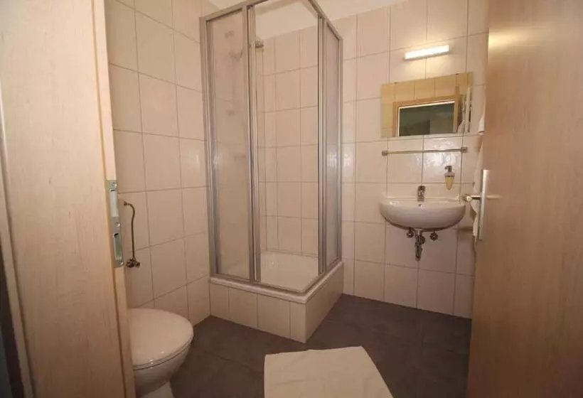 پانسیون Kutterfisch Kajüten Direkt Im Stadthafen